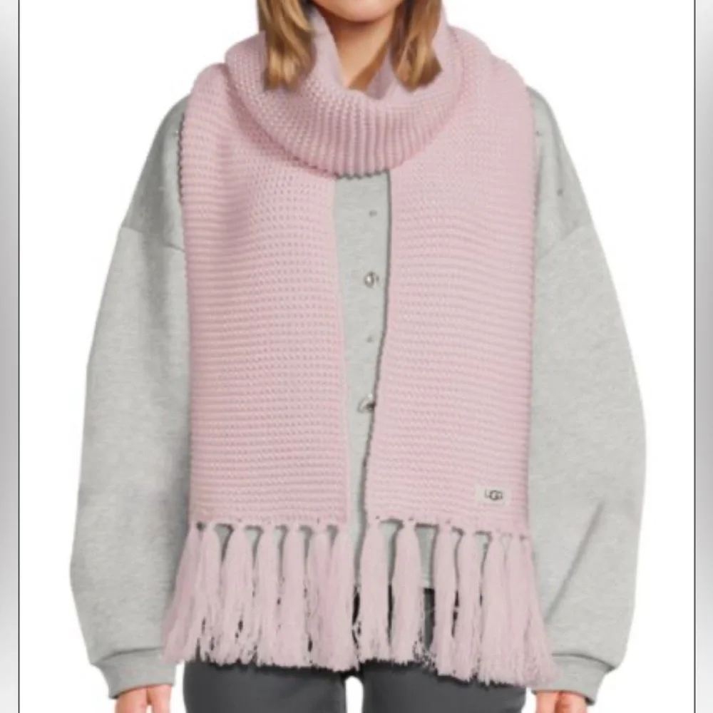 NEW UGG Women's Chunky Knit Scarf with Fringe